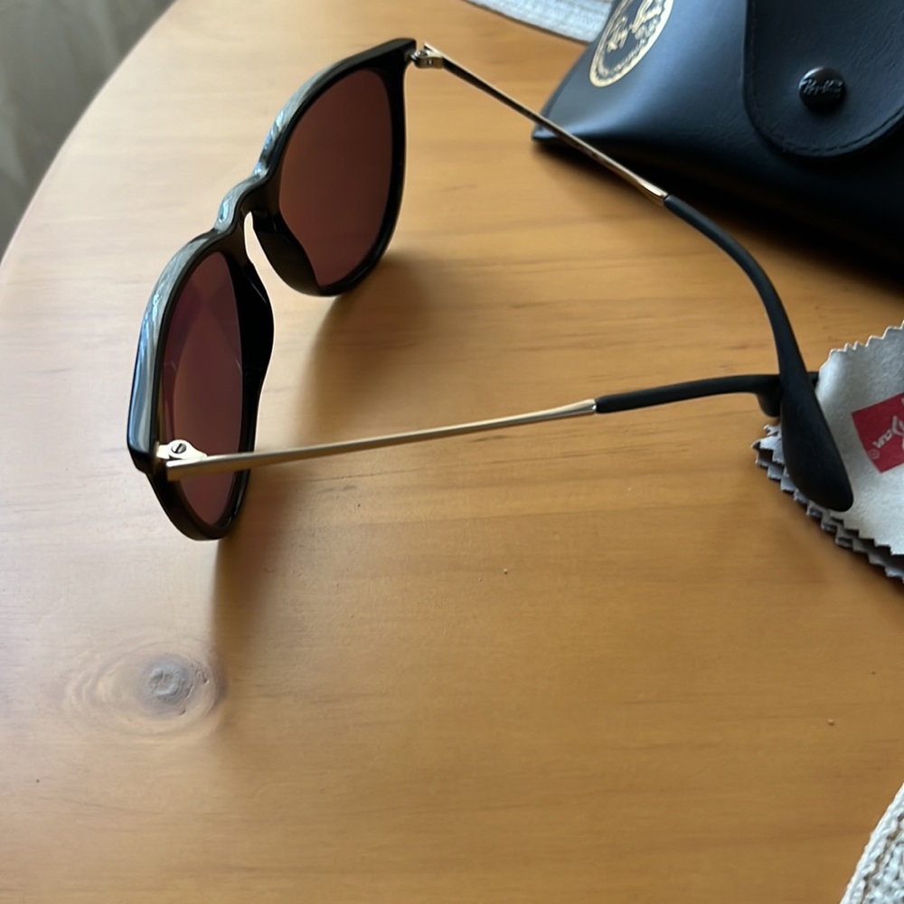 Rayban sunglasses - Picture 3 of 7
